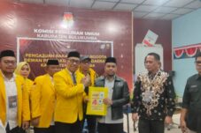 Partai Golkar Bulukumba Daftarkan 40 Caleg di KPU