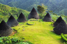 Desa Wae Rebo (1918s _/Pixels)