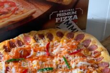 Yummy Pizza Bulukumba, Lezatnya Khas dengan Harga Terjangkau
