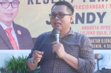 Reses Juandy Tandean, Warga Curhat Akses Air Bersih Hingga Lampu Penerangan Jalan