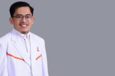 Muhammad Akbar Bahmi: Politik dan Asas Kebermanfaatan