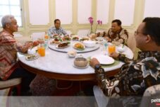 Jokowi Undang Tiga Bacapres di Istana Merdeka
