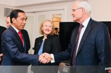 Jokowi Chairman Exxon Mobil Corporation Berinvestasi di Indonesia dengan Nilai Fantastis