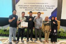 Bawaslu Bulukumba Raih Predikat Informatif dari Bawaslu RI