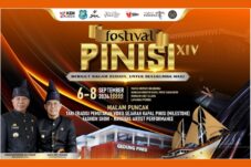 Ritual Adat Kajang hingga Pelayaran Kapal ke Pantai Merpati di Festival Pinisi 2024