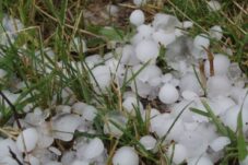 Hujan Es di Desa Tamaona Bulukumba, Bagaimana Proses Terjadinya?