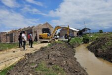 Pengerukan Kanal Perumahan Pratama Indah Permai Diapresiasi Lurah Tanah Kongkong