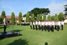 21 Personel Polres Bulukumba Terima Penghargaan atas Keberhasilan Ungkap Kasus Pencurian