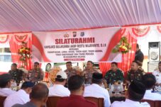 Kapolres Bulukumba Silaturahmi Kamtibmas di Kajang, Tegaskan Komitmen Jaga Keamanan dan Kearifan Lokal
