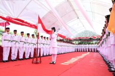 Siap Kibarkan Bendera di HUT RI 80, Paskibra Bulukumba Dikukuhkan