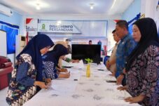 Pejabat Diskominfo dan Persandian Sinjai Teken Perjanjian Kinerja 2026, Perkuat Komitmen Capai Target Organisasi