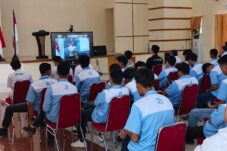 Menaker Kick-off Pelatihan Vokasi 2026, Tekankan Sertifikat dan Koneksi Industri