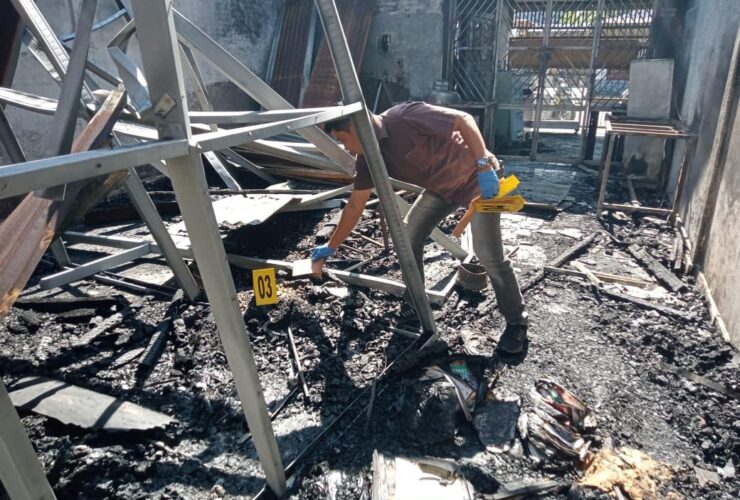 Bakar Rumah Korban Setelah Mencuri, Tiga Terduga Pelaku Diciduk Polisi di Bulukumba