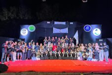 UKM Seni STAI Al-Gazali Angkat Tradisi Pa’lopiang dan Pattennung Lewat Pentas “Saujana” di Bira.