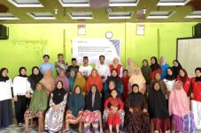 STIKES Panrita Husada Kembangkan Desa SALUT, Upaya Wujudkan Lansia Sehat dan Bebas Osteoartritis Lutut