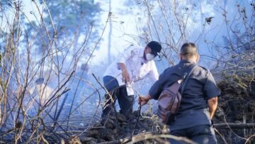 Bupati Bantaeng Turun Langsung ke Lokasi Kebakaran Bonto Lojong, Penanganan Berlanjut