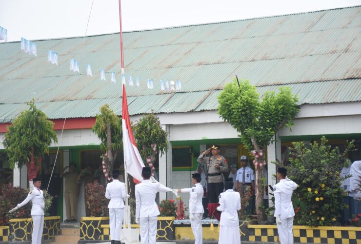 Kapolres Bulukumba Beri Pesan Tegas di SMAN 1, Siswa Diingatkan Jauhi Narkoba dan Bullying