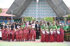 93 Dos Susu untuk Anak Sinjai, Bupati dan Muslimat NU Bergerak Perkuat Gizi